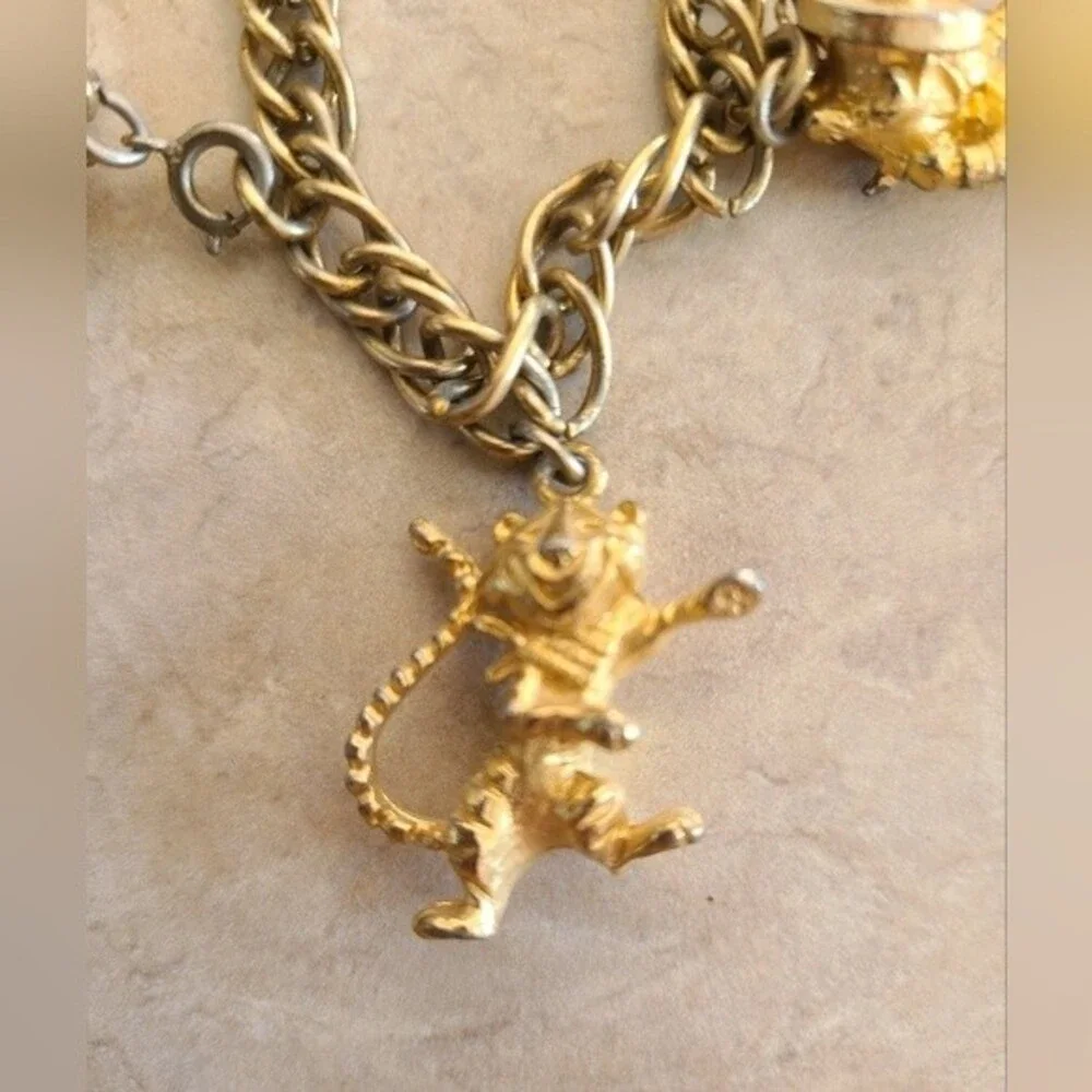 Kellogg's Cereal Box Mascot VTG 1970's charm advertise promo bracelet Collector